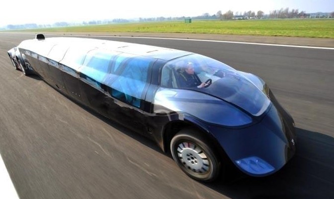 迪拜超牛豪华公交跑车到货