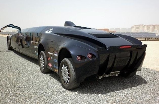 迪拜超牛豪华公交跑车到货