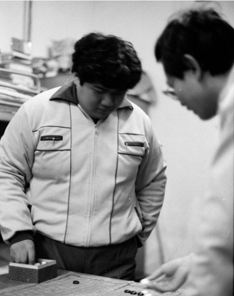 毛新宇少将的前妻郝明莉是怎么死的 毛新宇现