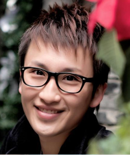 杨伶俐老公蔡欣一资料介绍及照片蔡欣一的母亲