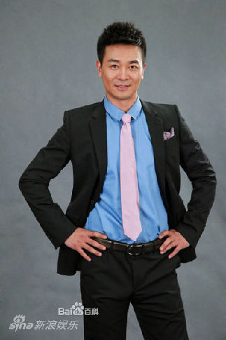 小两口彭凯旋是谁演的?彭凯旋饰演者吴越个人