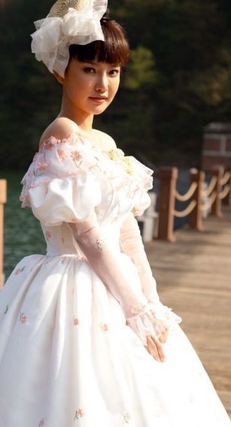 童菲演过什么电影 童菲个人资料及照片_深圳之